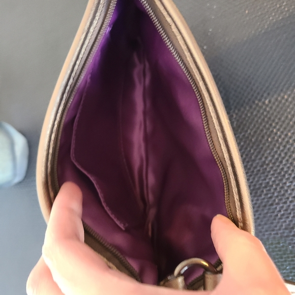 Coach Legacy Clutch - Picture 4 of 5